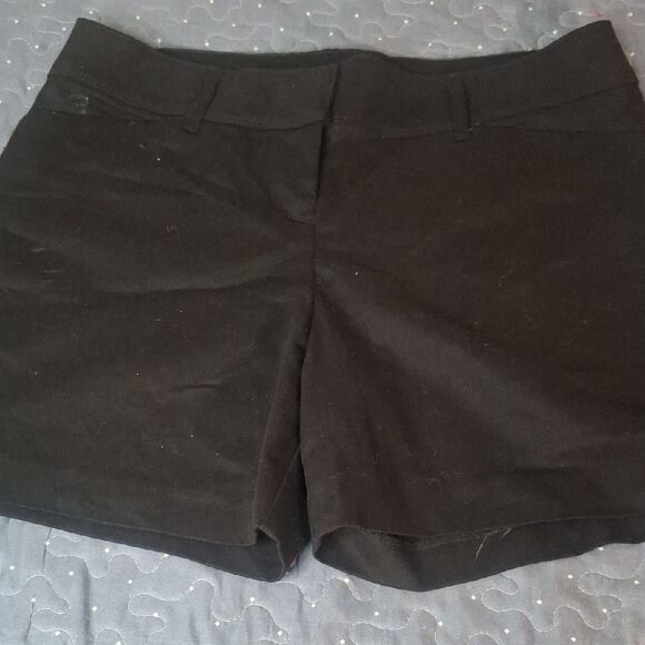 The Limited Pants - The Limited Black Women's Shorts size 10